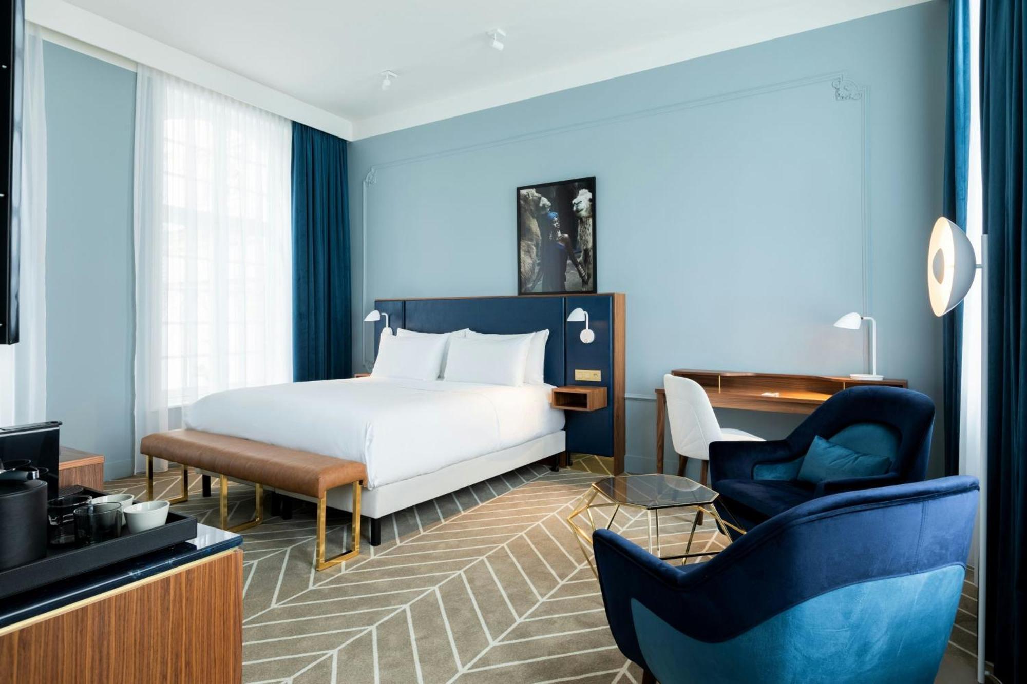 Sapphire House Antwerp, Autograph Collection By Marriott Ξενοδοχείο Εξωτερικό φωτογραφία A room at the hotel